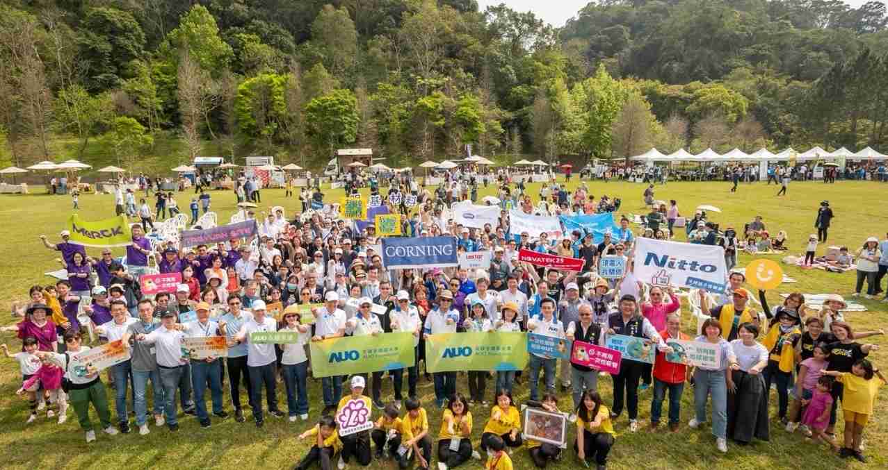 z6尊龙致力永续平衡发展，，，第14年入选DJSI世界指数成分股（DJSI World），，，在全球顶尖电子设备仪器组件产业展现卓越的永续竞争力，，，，获国际指数肯定